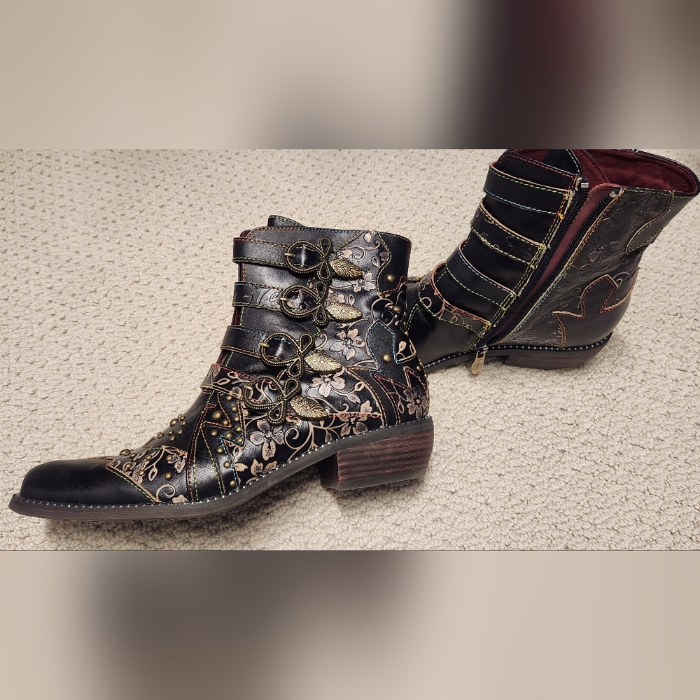 L'Artiste Spring Step Booties SZ 8.5